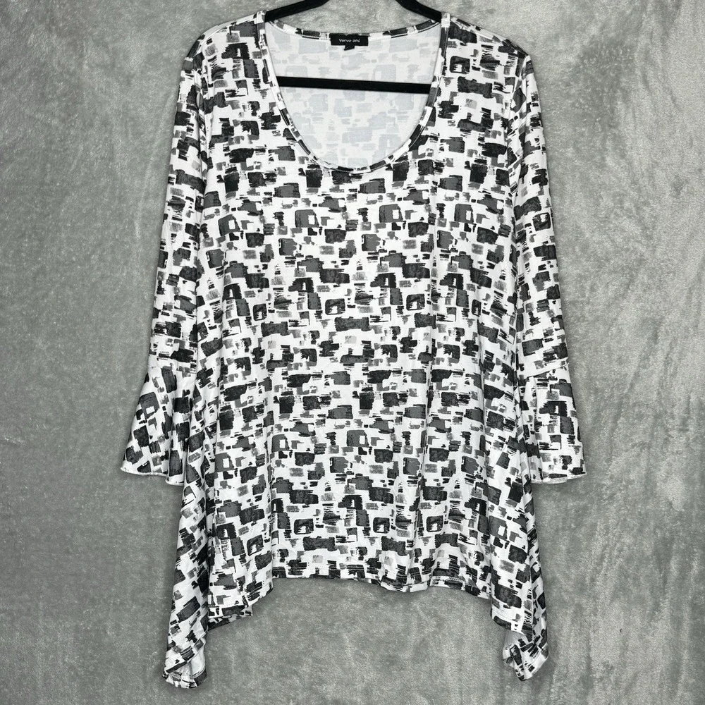 Verve Ami XL Shirt Top Gray Geometric Bell 3/4 Sleeve Scoop Neck Stretch Womens